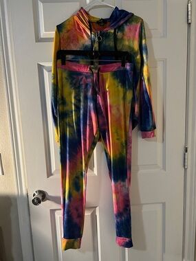 Love Tree Tie-Dye Hoodie & Jogger Set in Pink, Yellow, Blue